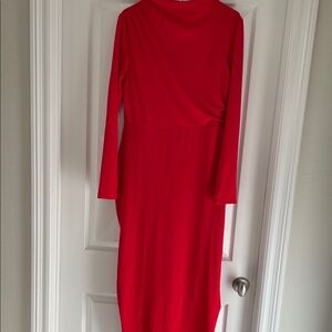 Chic Scarlet Long Sleeve Maxi Dress